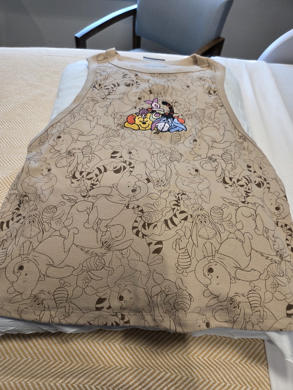 Graphic Winnie the Pooh Beige Tank Top